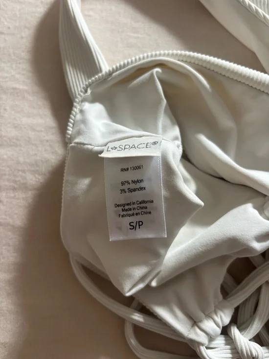 LSPACE Ribbed Dax Bikini Top - Picture 5 of 5